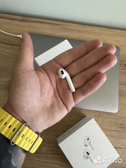 AirPods 2 наушник левый, оригинал