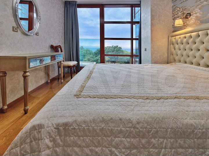 2-к. квартира, 95 м², 4/14 эт.