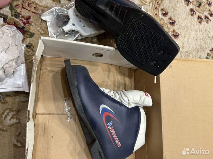 Лыжные ботинки