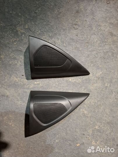 Крышка зеркала внутренняя volvo s60