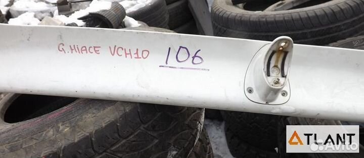 Спойлер toyota grand hiace