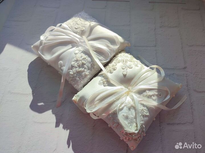 Подушечка для колец свадебная