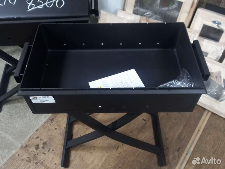 Мангал с крышей