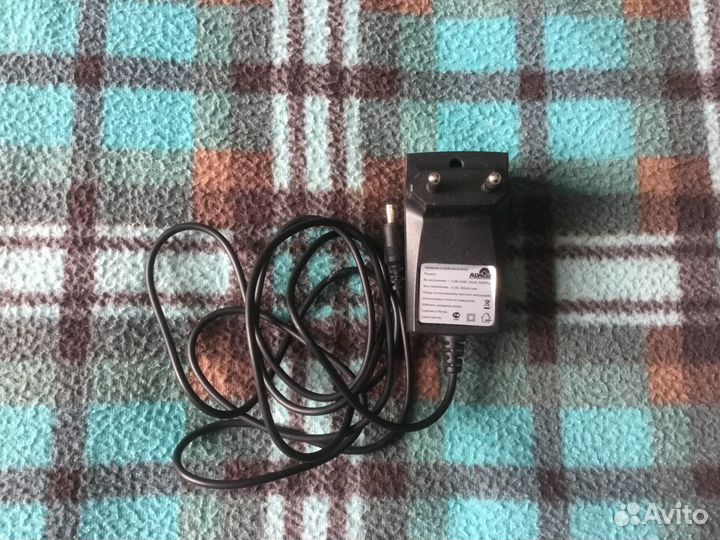 Зарядное устройство для телефона