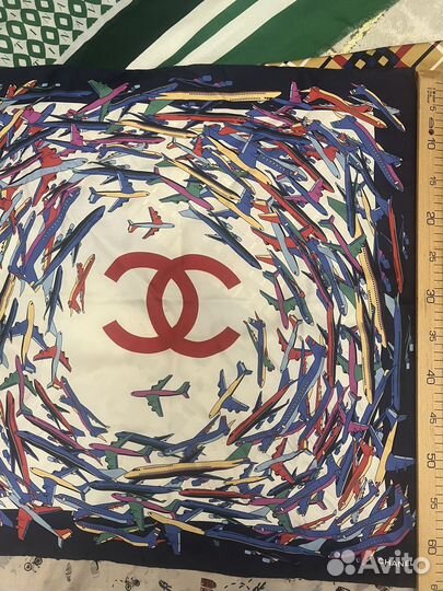 Шарфы платки палантины брендовые