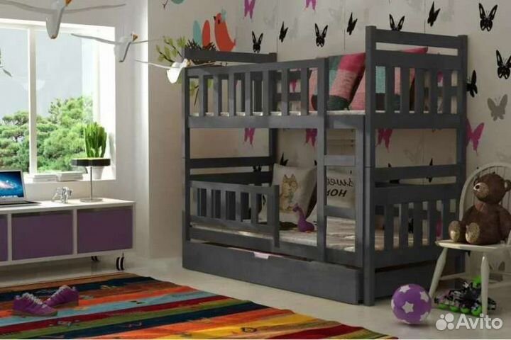 Двухъярусная кровать