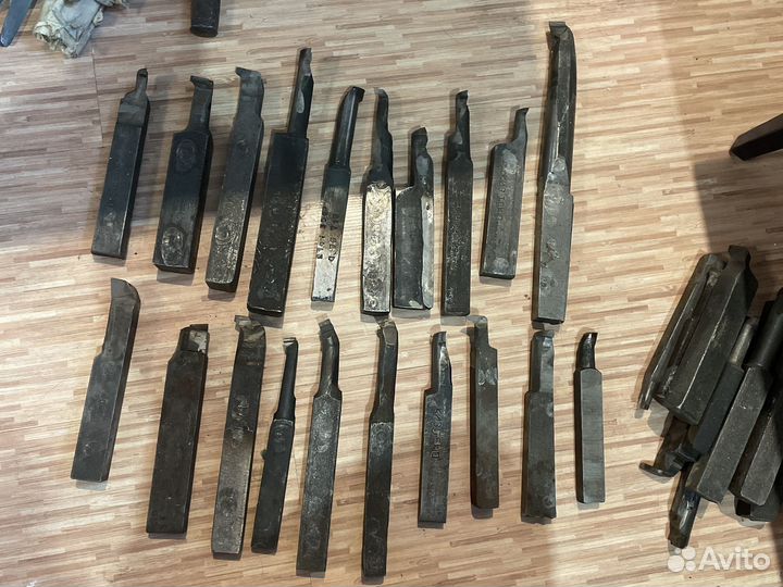 Токарный инструмент