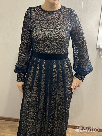 Вечернее платье