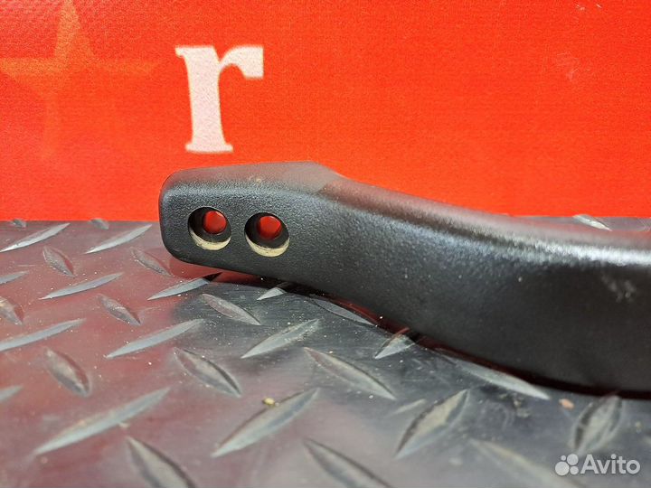 Ручка внутренняя потолочная