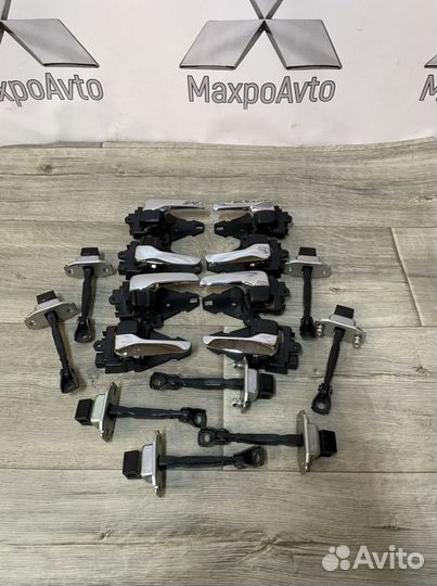 Ручки хром огранечители лансер 10