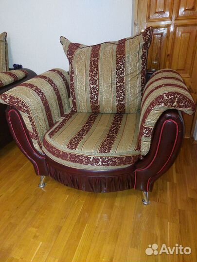 Диван и Кресла