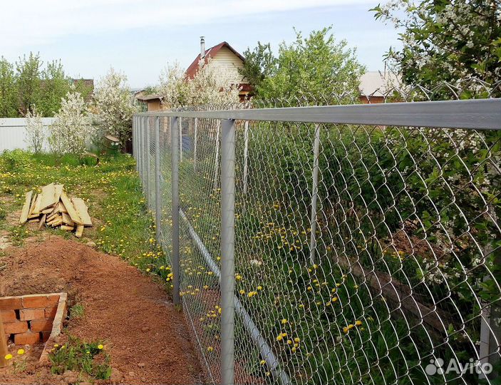 Забор из сетки рабицы