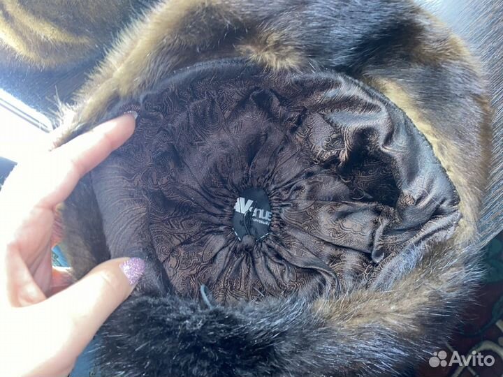 Шапка берет норковый