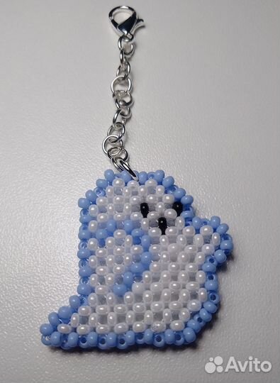Брелок из бисера