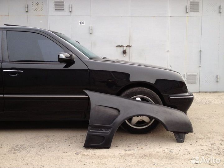 Крылья передние lorinser mercedes benz W210