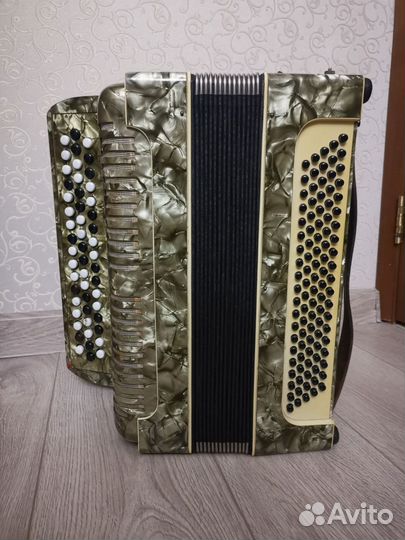 Баян Weltmeister