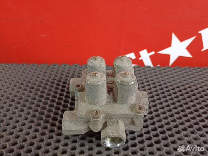 Кран 4-х контурный