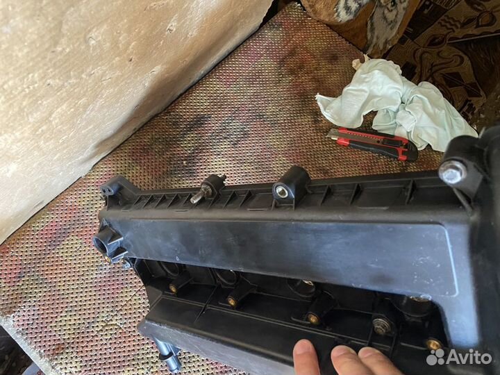 Две Клапанные крышки фф2 2.0