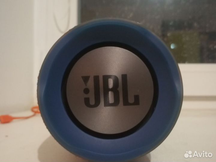 Колонка jbl charge 3
