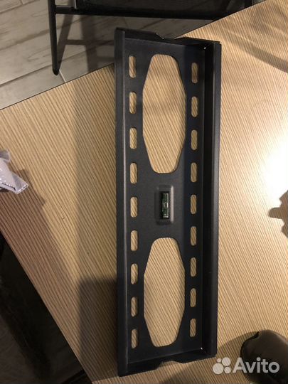 Кронштейн для телевизора на стену