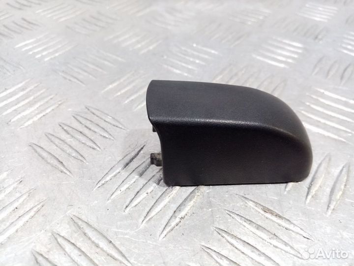 Б/У Крышка поводка заднего стеклоочистителя#001