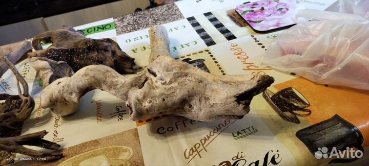 Коряги для аквариума