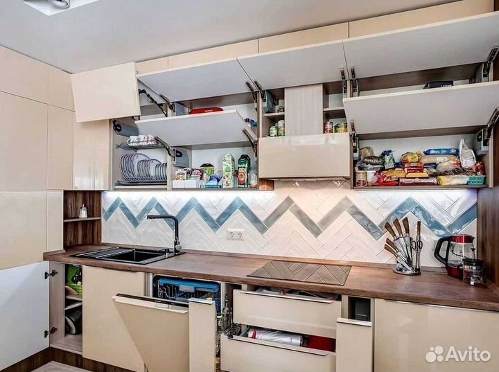 Кухонный гарнитур 