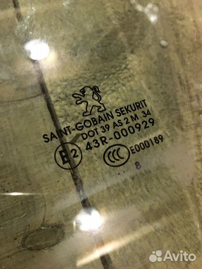 Стекло боковое оригинальное Peugeot 308 2008г