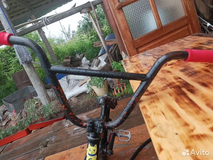 Продам bmx mongoose с пегами, камеры бесплатно