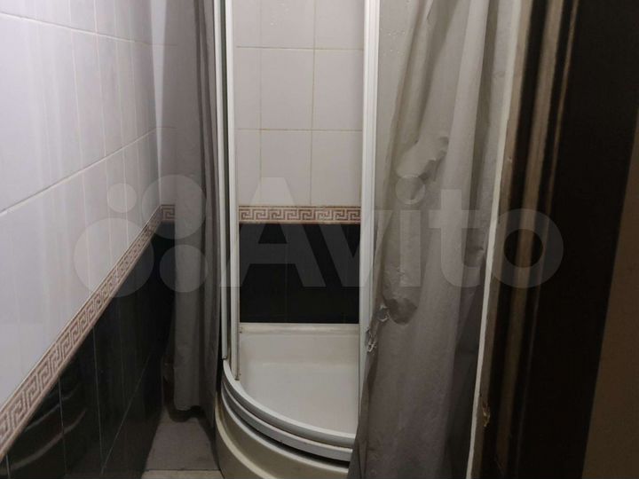 Комната 17 м² в 5-к., 2/3 эт.