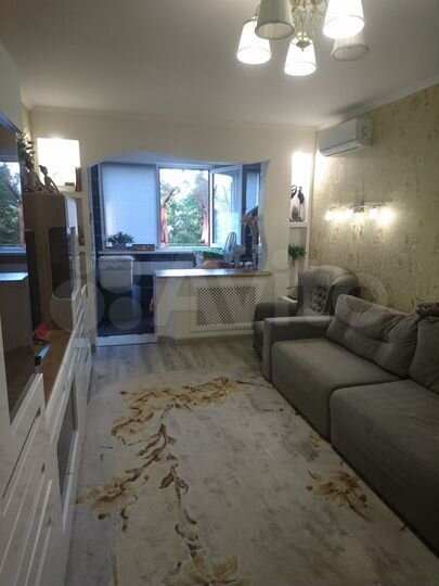 2-к. квартира, 43 м², 2/5 эт.