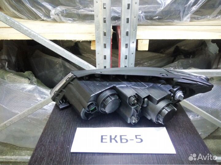 Правая фара Hyundai Sonata 5