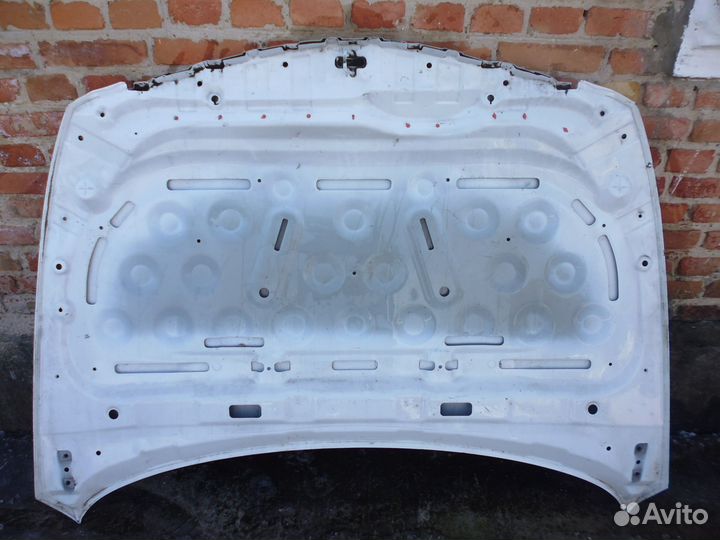 Капот на Хендай Соната 6 с 2009-2014