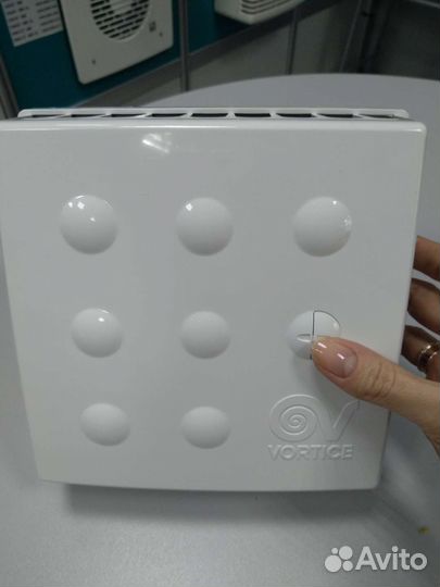 Оголовок кив Квадро (KIV Quadro) Италия