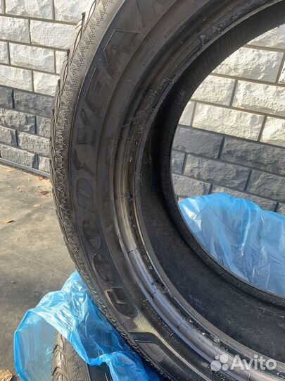 Goodyear UltraGrip Ice WRT 275/55 R20