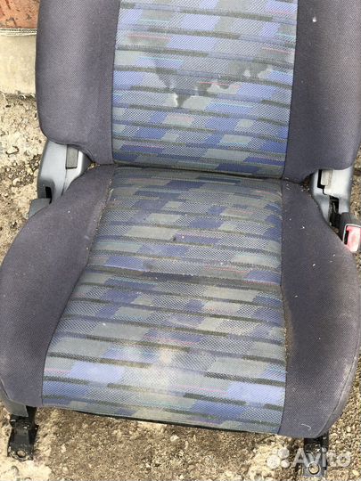 Передние сидения toyota rav4 xa10