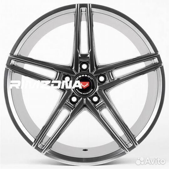 Литой диск в стиле vossen R18 5x114.3. Новые диски