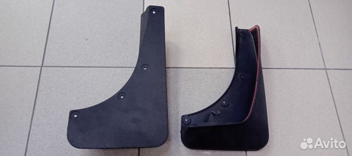 Передние брызговики BMW X5 E70 82160414673