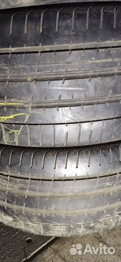 Pirelli P Zero 275/40 R22 108Y