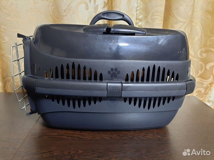 Переноска для животных пластиковая