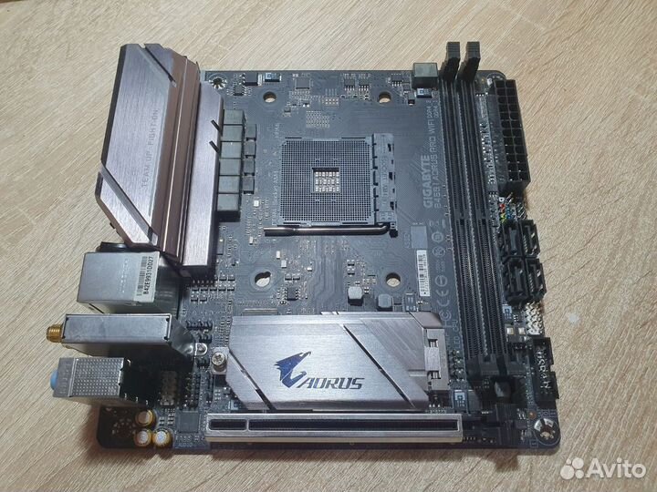 Материнская плата AM4 B450 Mini-ITX