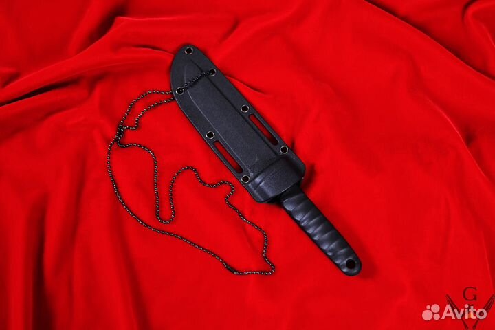 Нож туристический