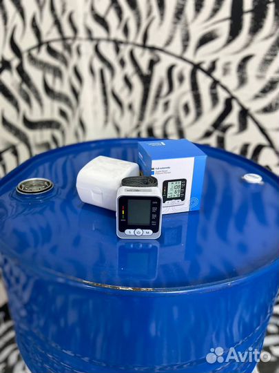 Тонометр на запястье