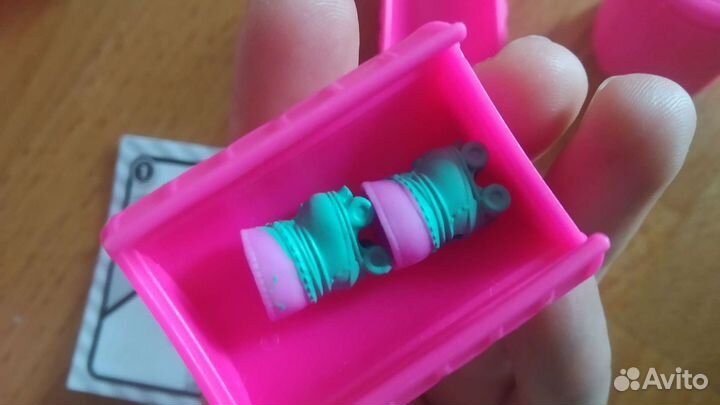 Кукла лол на роликах