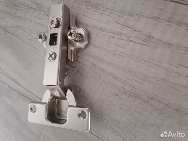 Петля Hettich мебельная