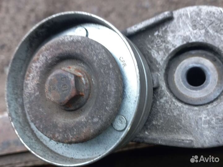 Opel z13dtj шкив 46819147 натяжитель 897184929