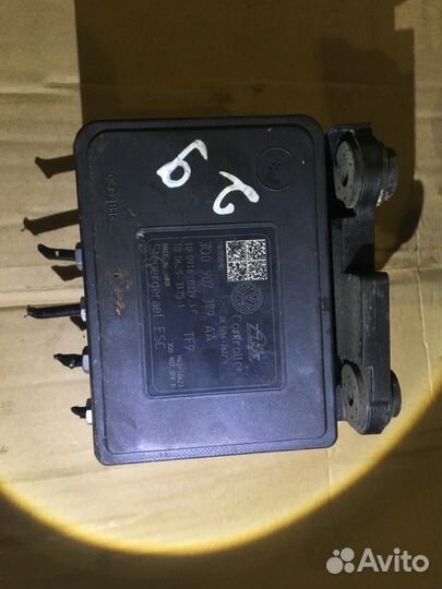 Блок абс Фольксваген 3Q0907379AA 3Q0907379F