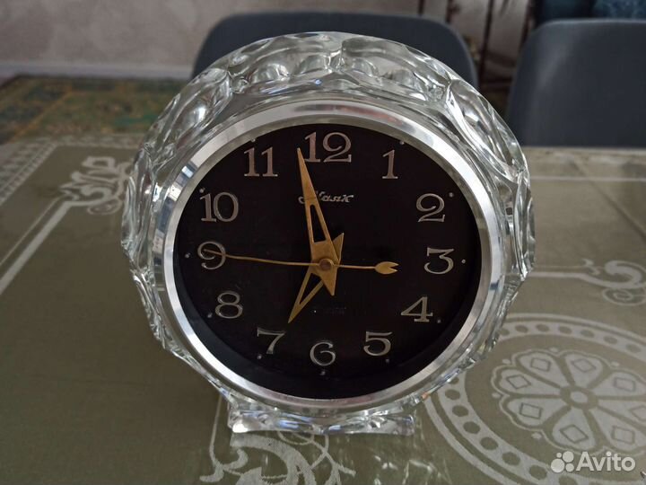 Часы настольные СССР
