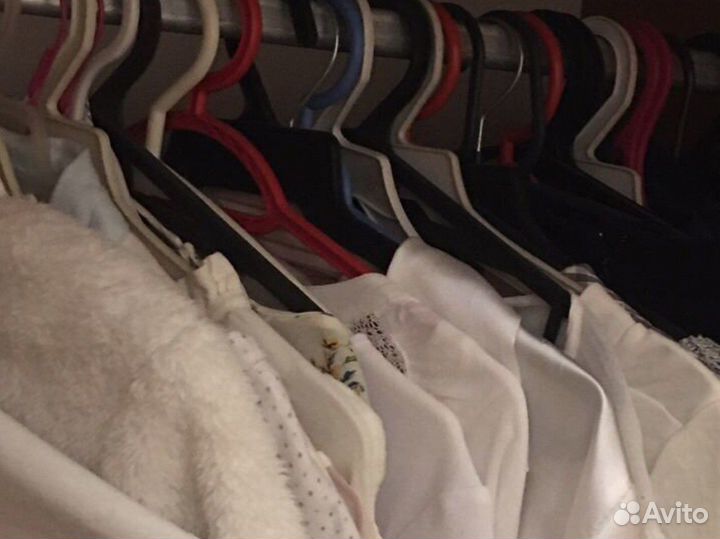 Женская одежда размера 42-44