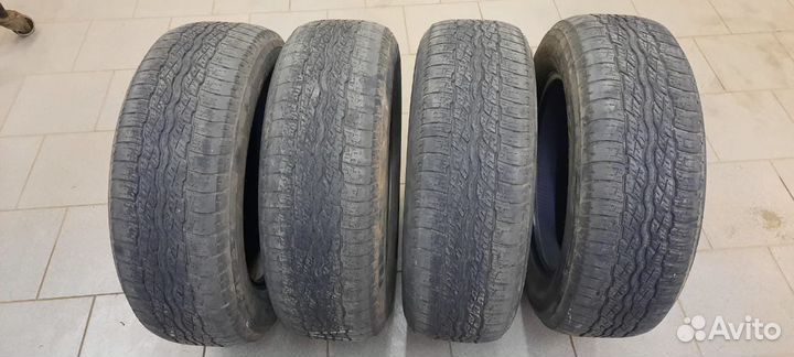 Bridgestone Dueler H/T D687 225/65 R17